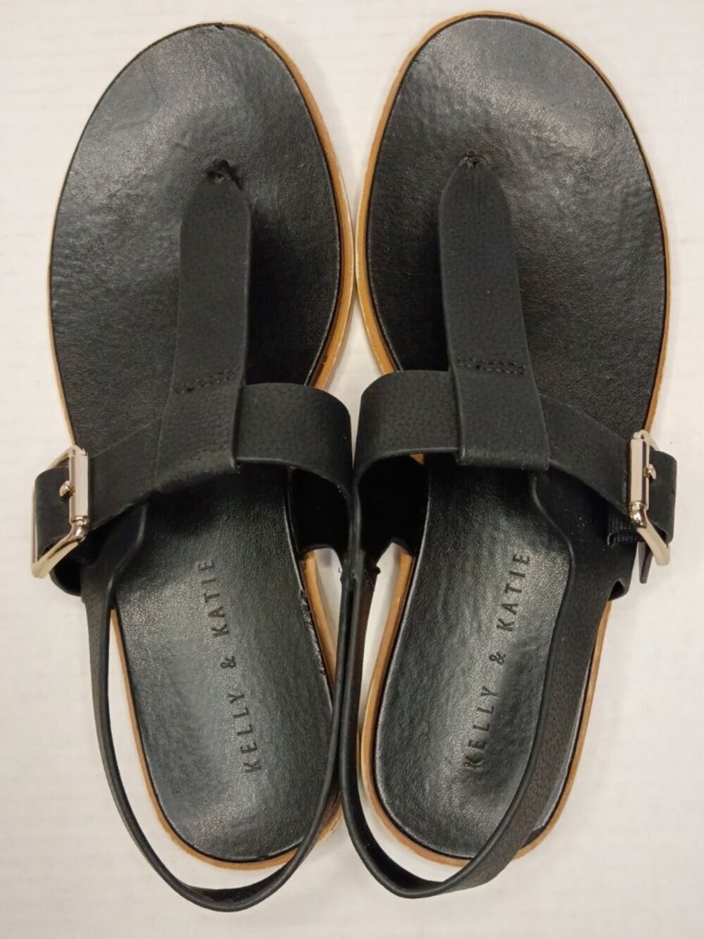 Kelly & Katie Brayd Black T-Strap Flat Sandals Women’s Size 9M